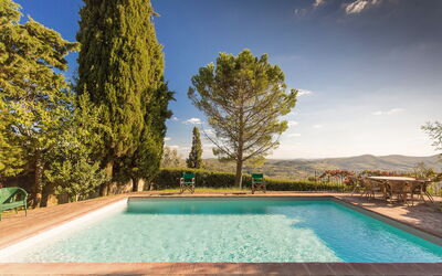 Pozza Di Volpaia: Water, Sky, Property, Plant, Cloud, Green, Swimming Pool, Nature, Azure, Tree