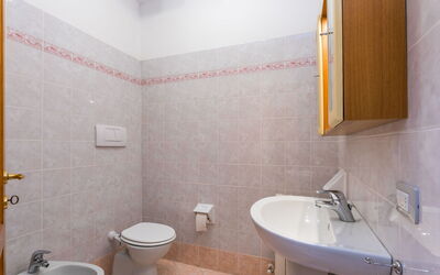 Accommodation:&nbsp;Margherita 610.1