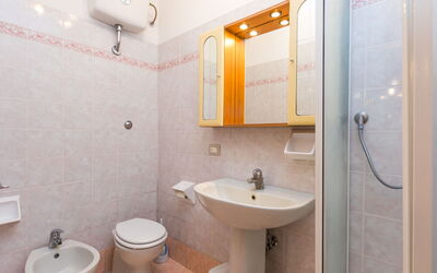 Accommodation:&nbsp;Margherita 610.1