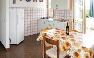 Accommodation:&nbsp;Riviera 1 610.2