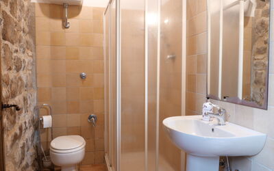 Accommodation:&nbsp;Fonte - Borgo la Civitella 618.2