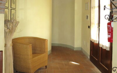 Accommodation:&nbsp;Glicine 601.4