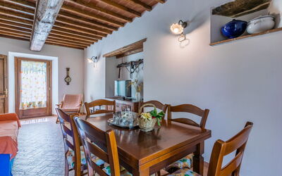 Accommodation:&nbsp;Stalla 651.2