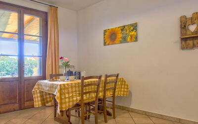 Accommodation:&nbsp;Le Macine 613.3