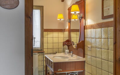 Accommodation:&nbsp;Mattacchione