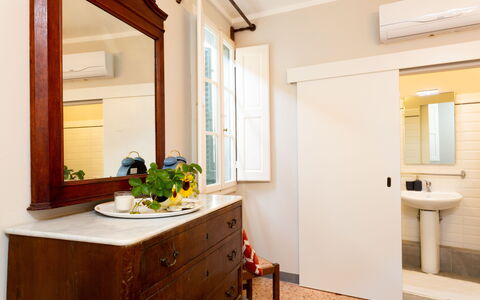Accommodation:&nbsp;Suite Etrusca