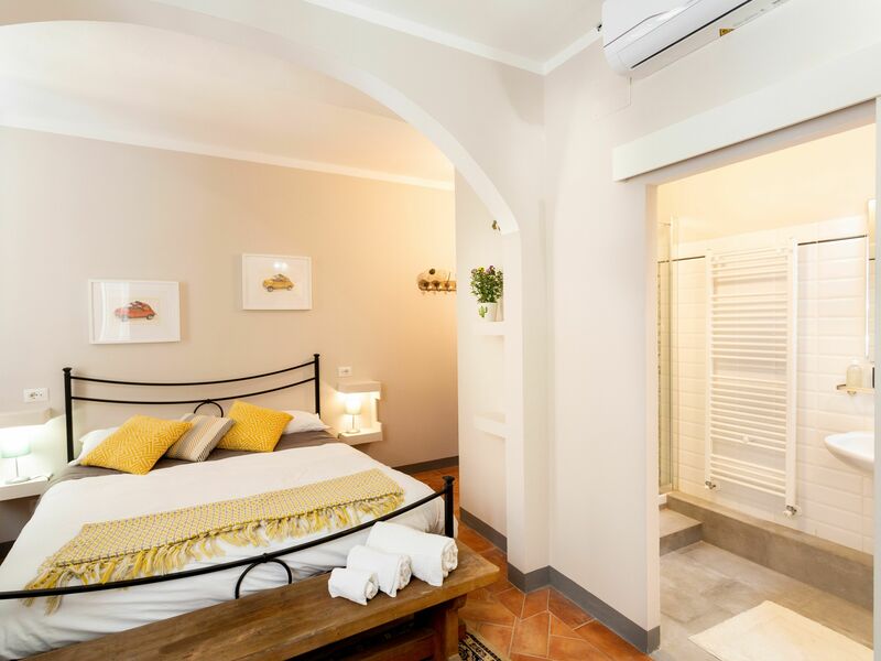 Accommodation:&nbsp;Suite Via Boni