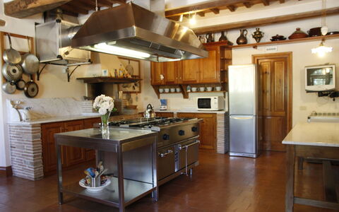 Villa Venanzo: Countertop, Room, Property, Furniture, Kitchen, Building, Cabinetry, Interior Design, Floor, House