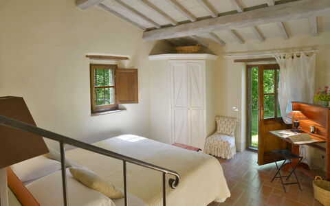 Casa Dell'ambasciatore: Furniture, Wall, Wood, Interior Design, Flooring, Floor, Ceiling, Home, Bedroom, Bed