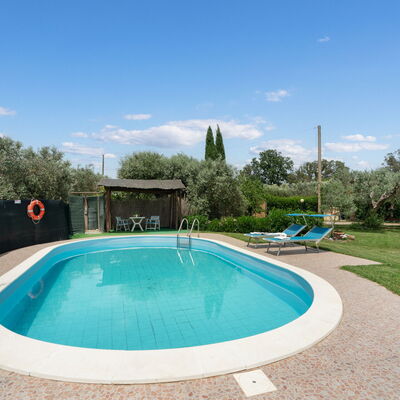 Villa Il Cipresso: Water, Sky, Cloud, Plant, Property, Swimming Pool, Azure, Tree, Body Of Water, Leisure