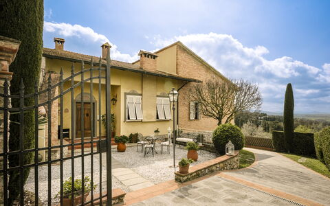 Villa Manuela: Cloud, Sky, Plant, Building, Window, Road Surface, Land Lot, Tree, House, Public Space