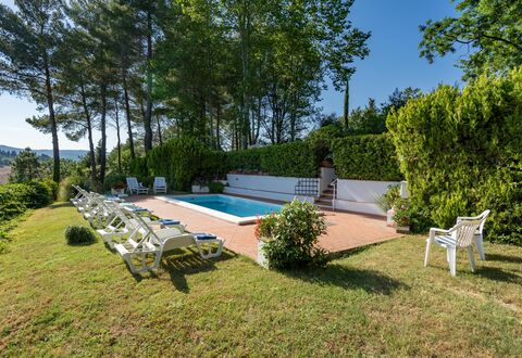 Villa Campiglia: Property, House, Real Estate, Home, Estate, Cottage, Building, Swimming Pool, Backyard, Grass