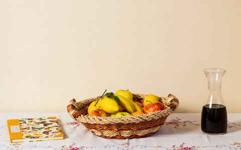 Casale Vacanze Il Granaio: Food, Yellow, Still Life Photography, Still Life, Banana, Dish, Basket, Cuisine, Vegetarian Food, Fruit