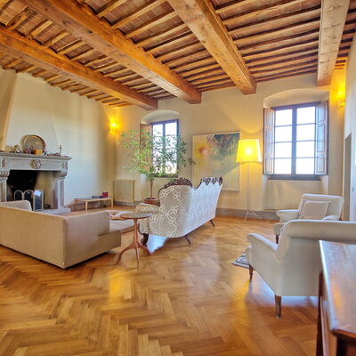 Palazzo Del Capitano: Property, Building, Room, Interior Design, Floor, Wood Flooring, Furniture, Living Room, House, Hardwood