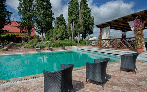 Tenuta Cambiano: Property, Swimming Pool, Real Estate, Leisure, Backyard, House, Home, Estate, Building, Water