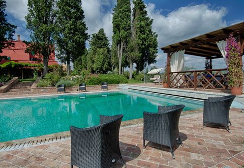 Tenuta Cambiano: Property, Swimming Pool, Real Estate, Leisure, Backyard, House, Home, Estate, Building, Water