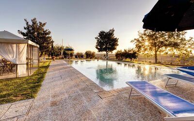 Casale Valdichiana: Property, Water, Swimming Pool, Home, Real Estate, House, Sky, Tree, Building, Estate