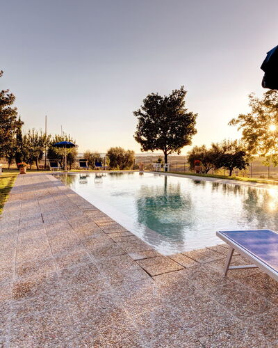 Casale Valdichiana: Property, Water, Swimming Pool, Home, Real Estate, House, Sky, Tree, Building, Estate