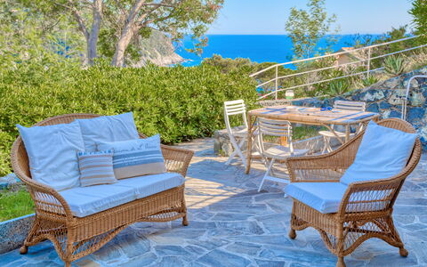 Il Giardino Sul Mare - Levanto: Furniture, Property, Patio, Outdoor Furniture, Real Estate, Room, Wicker, Table, House, Outdoor Table