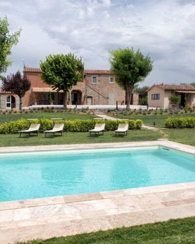 Villa Milluzzi: Water, Sky, Cloud, Plant, Property, Swimming Pool, Building, Tree, Grass, Architecture