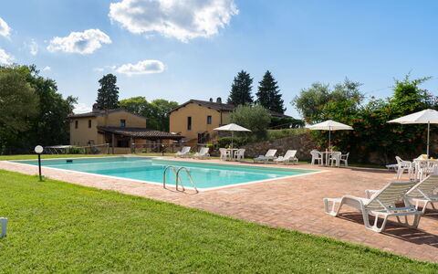 Villa Degli Ermini & Wine Estate