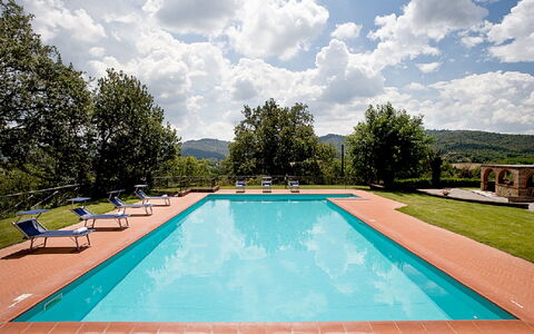 Cottage Capanna: Water, Cloud, Sky, Daytime, Property, Swimming Pool, Azure, Plant, Rectangle, Tree