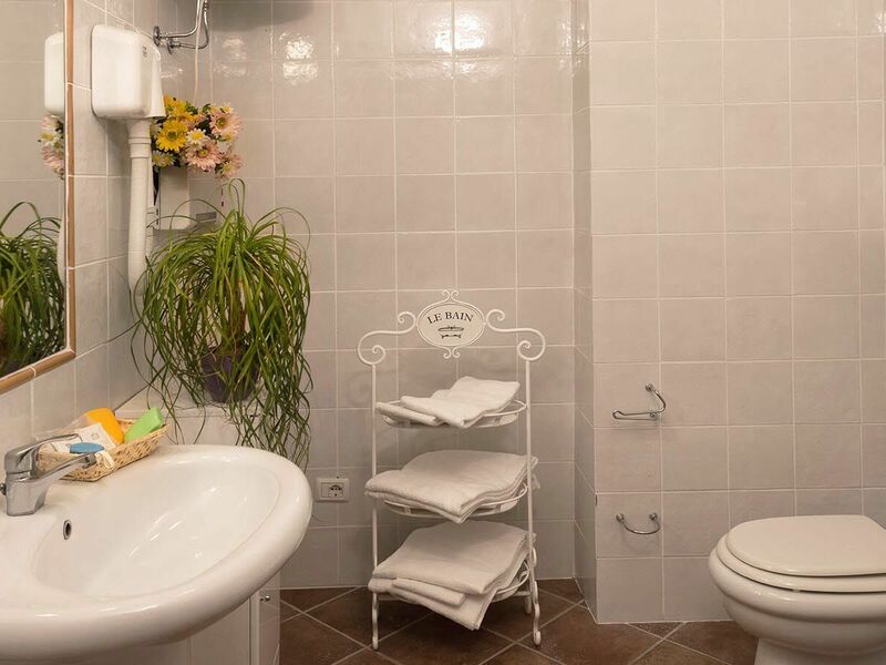 Accommodation:&nbsp;Glicine