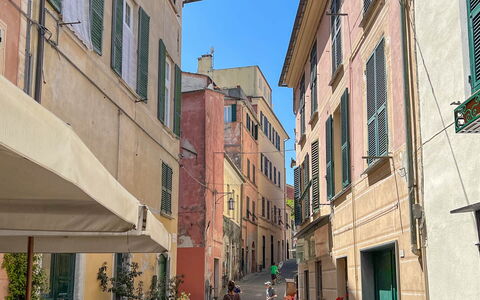 Studio Paola - Levanto: Building, Window, Road Surface, Town, Street, Neighbourhood, Road, Public Space, Residential Area, Urban Design
