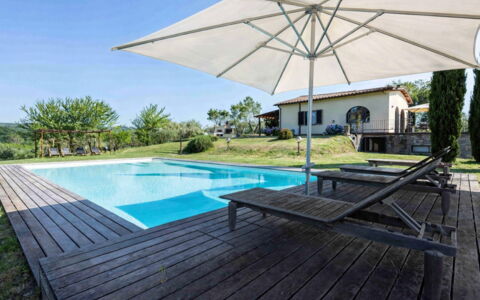 Casina Dell'acquaborra: Swimming Pool, Resort, Shade, Eco Hotel, Outdoor Furniture, Leisure, Umbrella, Sunlounger, Deck
