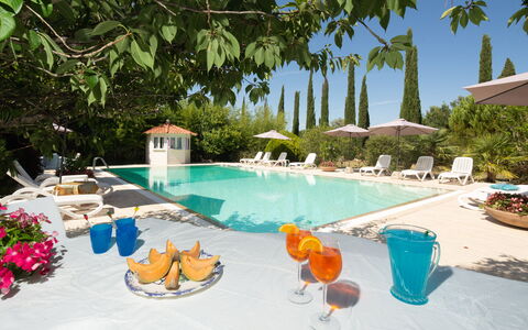 Villa Lorenzana: Water, Plant, Property, Furniture, Swimming Pool, Azure, Nature, Tableware, Chair, Tree