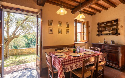 Casa Del Colle: Table, Property, Furniture, Window, Building, Plant, Wood, Interior Design, Cabinetry, Architecture