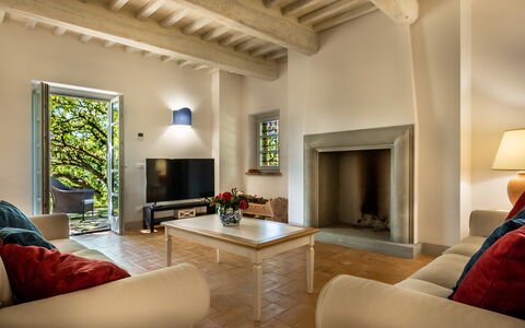 Villa Lucarella: Furniture, Interior Design, Wall, Flooring, Wood, Ceiling, Room, Home, Floor, Living Room