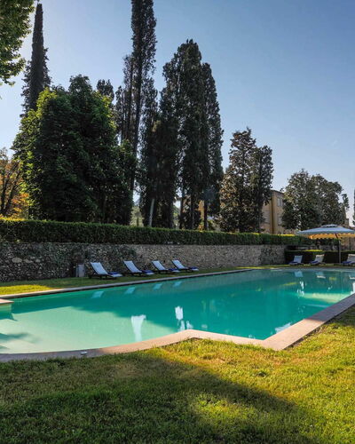 Villa Vaccoli: Water, Sky, Plant, Swimming Pool, Azure, Natural Landscape, Body Of Water, Tree, Grass, Shade