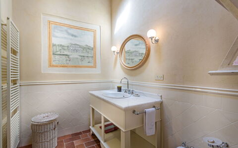 Villa Vorno: Mirror, Tap, Sink, Plumbing Fixture, Property, Bathroom Sink, Building, Bathroom, Wood, Bathroom Cabinet