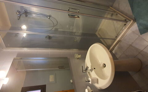 Bianca: Sink, Tap, Bathroom, Plumbing Fixture, Bathroom Sink, Wood, Toilet, Shower, Toilet Seat, Floor