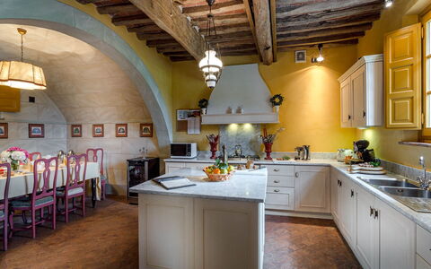 Villa Guamo: Cabinetry, Property, Countertop, Sink, Wood, Architecture, Kitchen Sink, Interior Design, Kitchen, Flooring