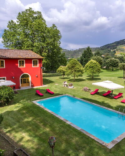 Villa Guasperini: Cloud, Building, Plant, Sky, Property, Window, Tree, Nature, House, Water