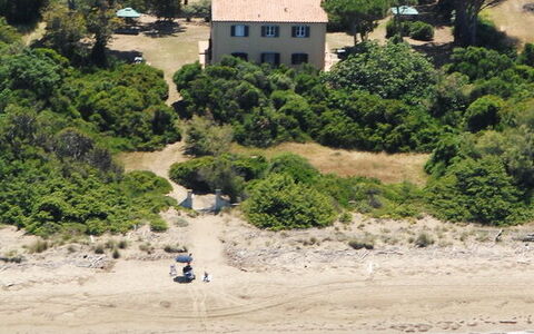 Giannella Holiday Apartment: Water, Plant, Water Resources, Building, Beach, Tree, Natural Environment, Window, House, Vegetation
