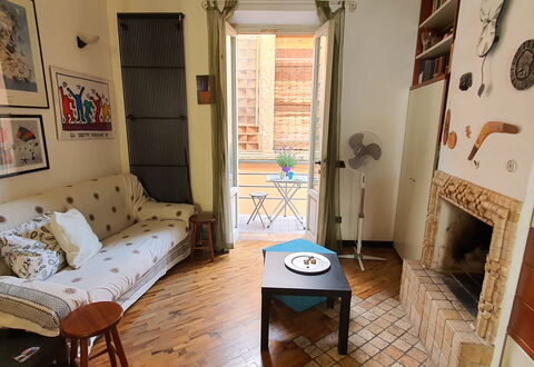 Lucida: Table, Furniture, Picture Frame, Property, Wood, Azure, Chair, Interior Design, Floor, Comfort