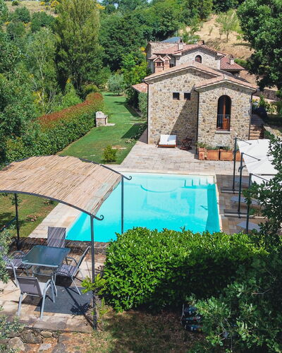 Villa Sant'anna: Plant, Building, Tree, Vegetation, Landscape, Leisure, Urban Design, Window, Roof