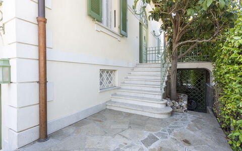 La Villetta: Property, Building, Plant, Window, Road Surface, Stairs, Asphalt, House, Sidewalk, Urban Design