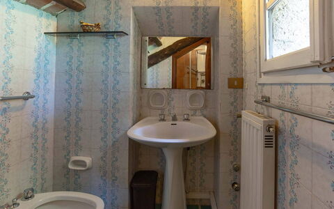 Villa Pania: Mirror, Tap, Plumbing Fixture, Sink, Property, Bathroom Sink, Bathroom, Purple, Wood, Interior Design