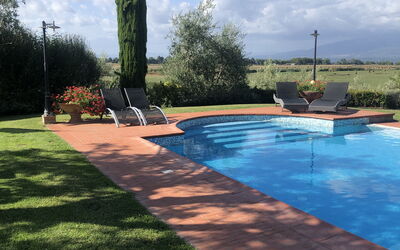 Il Campanile: Cloud, Water, Sky, Plant, Daytime, Property, Tree, Shade, Architecture, Natural Landscape