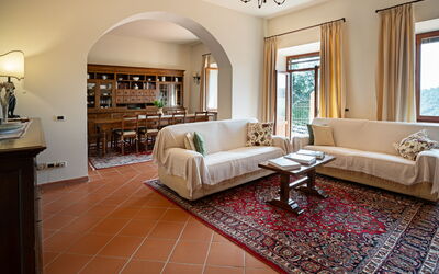 Accommodation:&nbsp;Villa