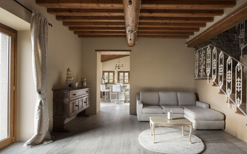 Casa San Piero: Window, Wood, Picture Frame, Building, Interior Design, Floor, Living Room, Flooring, Window Blind, Chair
