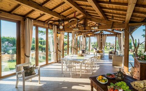 Villa i Colli: Furniture, Table, Plant, Wood, Interior Design, Shade, Leisure, Real Estate, Tree, Swimming Pool