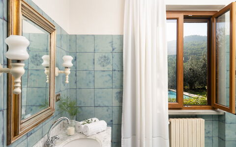 Residenza la Casuccia: Tap, Plumbing Fixture, Azure, Wood, Interior Design, Lighting, Window, Floor, Bathroom