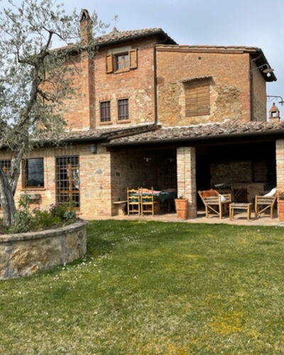 Villa Nibbiano: Plant, Sky, Building, Window, House, Tree, Land Lot, Wood, Grass, Cottage