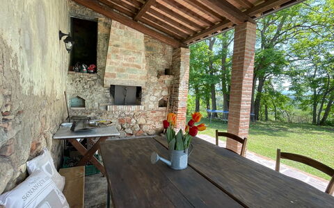 Podere La Sterza: Table, Furniture, Plant, Building, Wood, Flowerpot, Chair, Interior Design, Tree, House