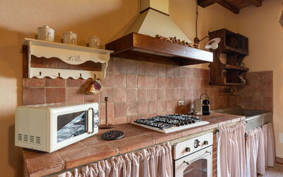 Accommodation:&nbsp;Bandiera 250.3